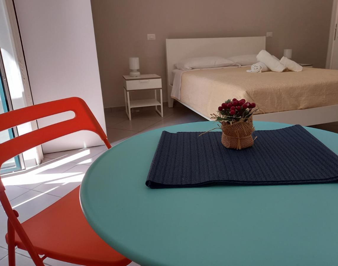 Bed and Breakfast Grigio Pesca à Salernes Extérieur photo