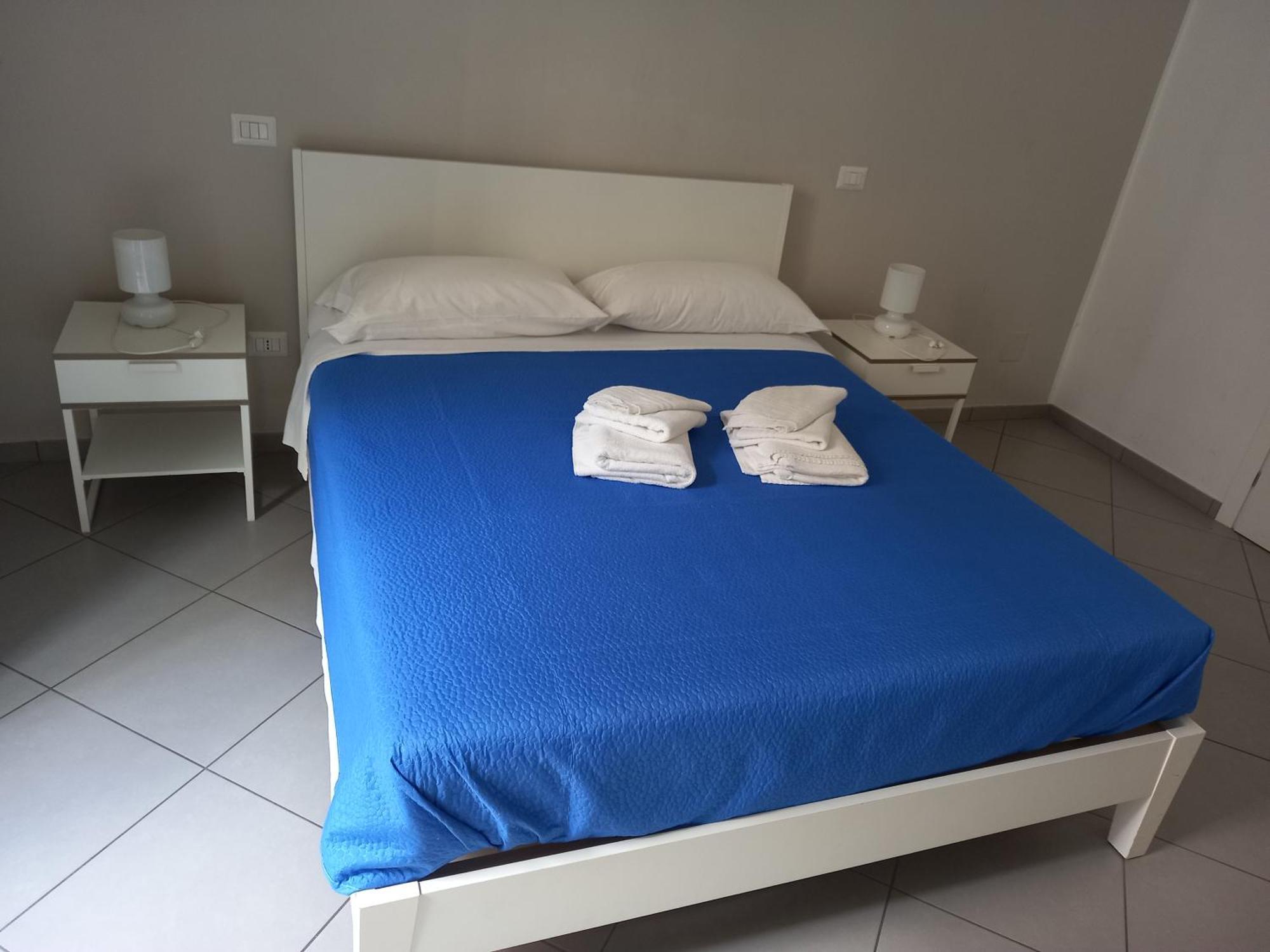 Bed and Breakfast Grigio Pesca à Salernes Extérieur photo
